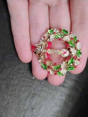 Christmas Candle brooch
